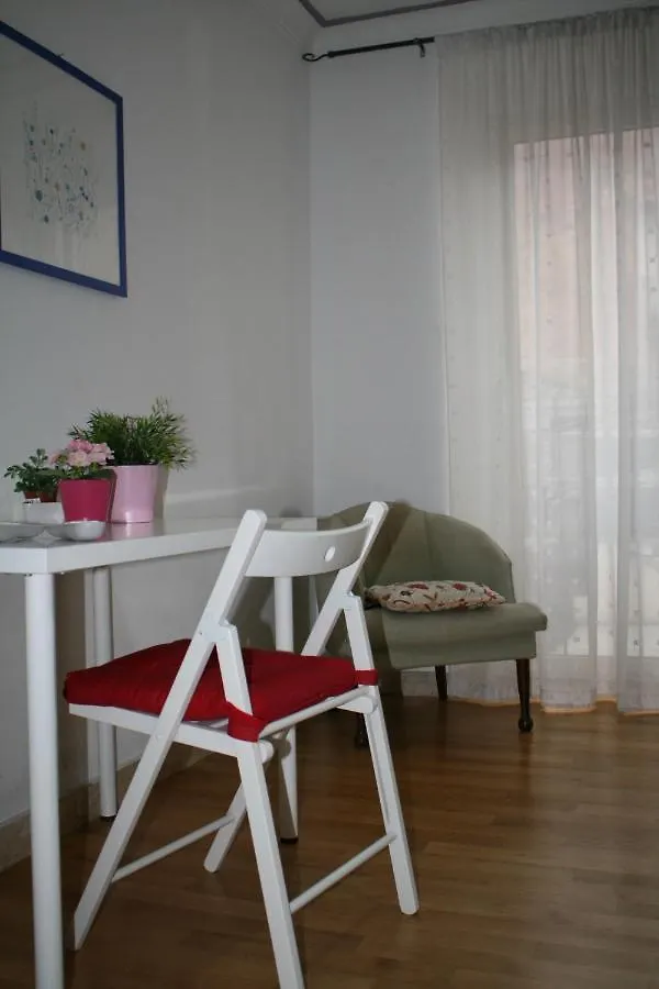 Bed and Breakfast Casa Nipitella Katania 2*,
